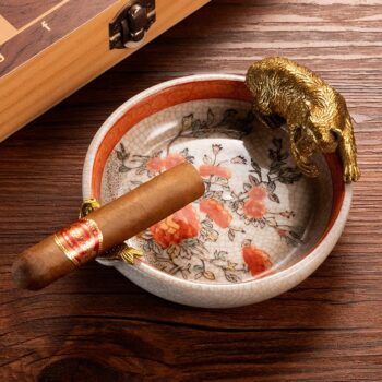 Gạt tàn cigar gốm sứ gấu và cá sang trọng CGL0668
