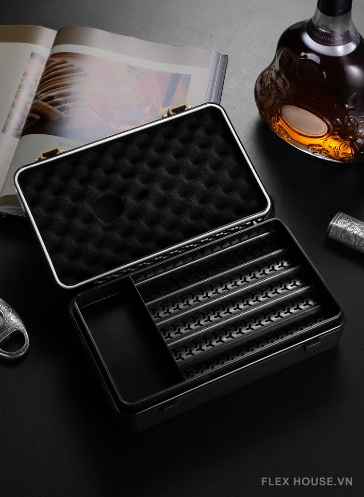 Hộp đựng cigar cao cấp có đồng hồ đo độ ẩm CGL8011 11