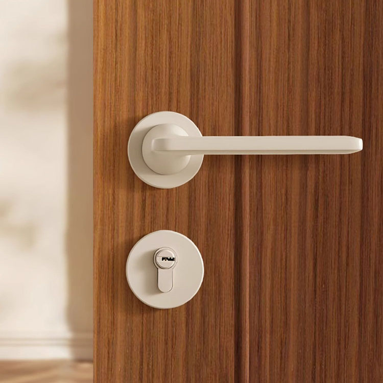 Khóa cửa phòng ngủ tay gạt màu be tối giản GT814 10