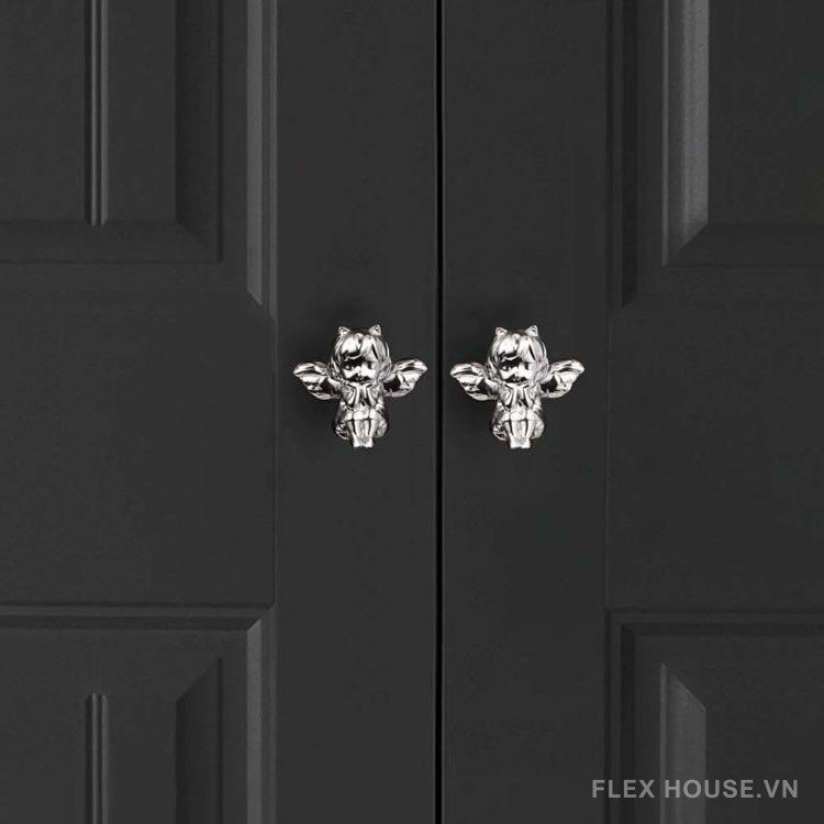 Núm tay nắm tủ đồng hình thiên sứ VH540 9