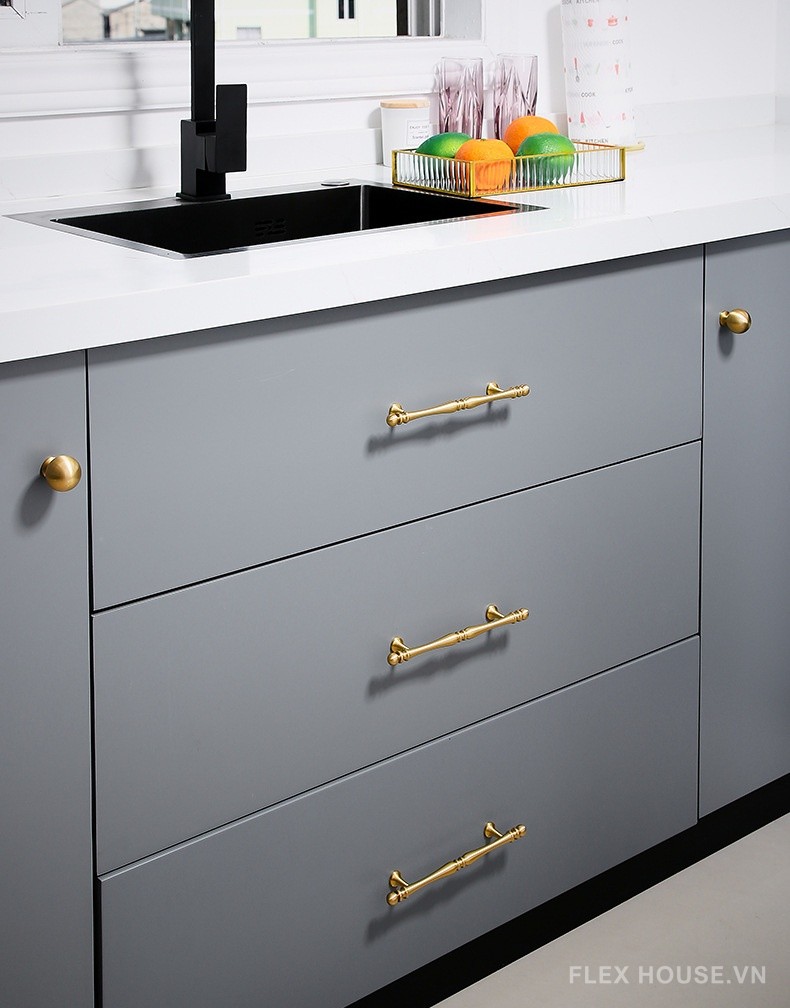Tay nắm tủ áo bằng đồng phong cách châu Âu PALO304 5