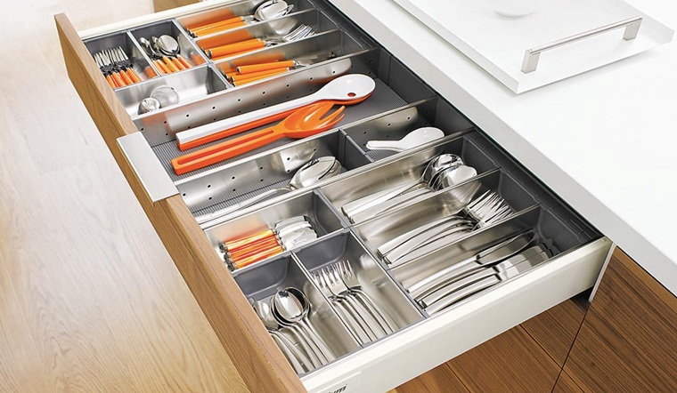 X2 diện tích cho căn bếp nhỏ nhờ 5+ mẹo cực hay 17 Khay chia ngăn kéo đa năng cao cấp