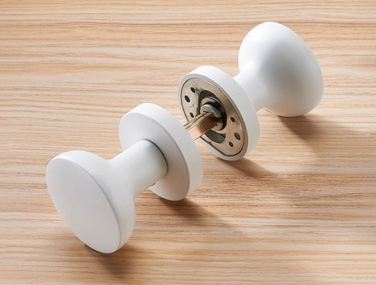Khóa cửa tay nắm tròn hợp kim màu trắng KB425 8