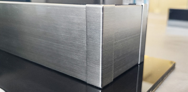 Phụ kiện nẹp ốp chân tường inox SKB239A 5