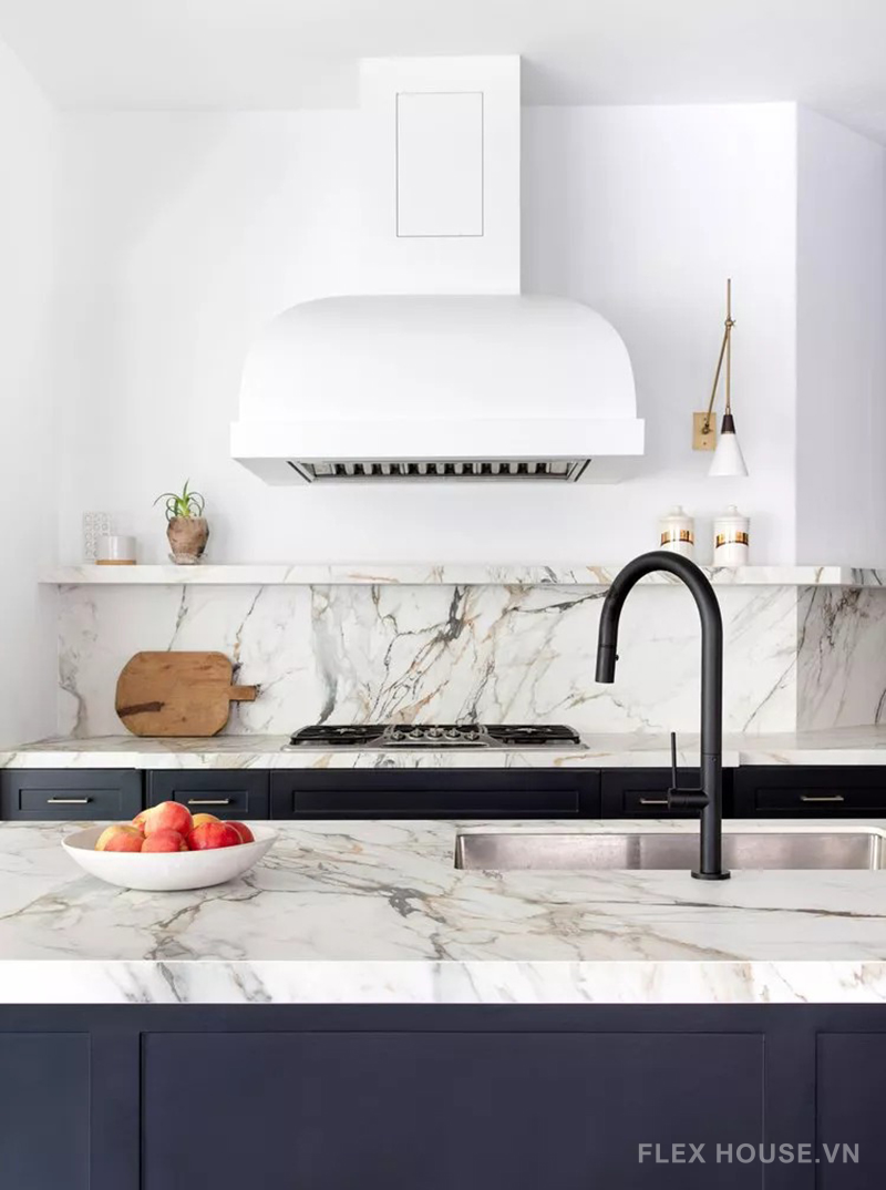 Đừng bỏ lỡ mẫu đảo bếp mini khuấy đảo nội thất 2025 18 Bếp đảo tích hợp bồn rửa tiện lợi