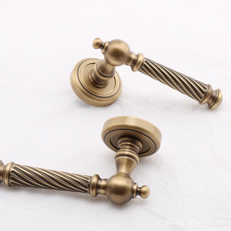 Khóa cửa tay gạt bằng đồng kiểu Pháp Vintage GL409 9