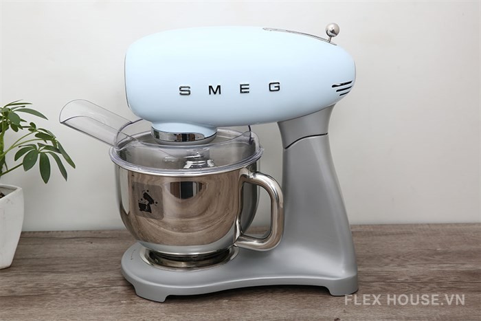 Máy trộn đa năng Smeg SMF02PBEU 535.43.608 17
