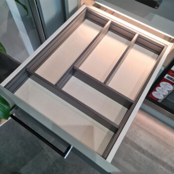 Khay chia ngăn kéo tủ bếp màu xám Hafele 552.52.30