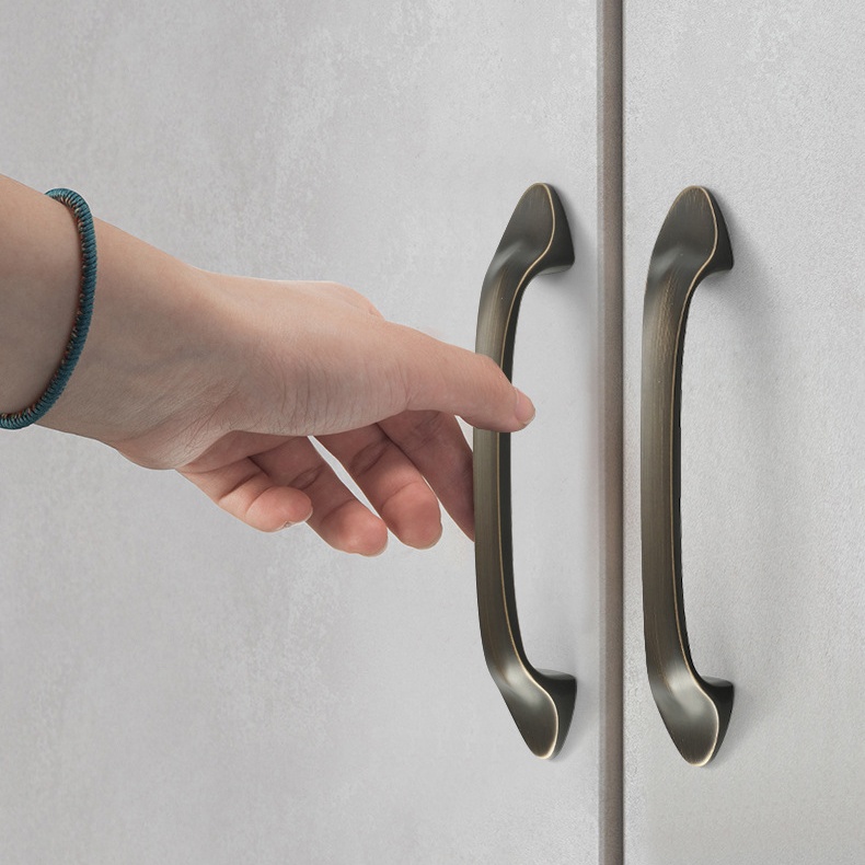 Tay nắm tủ quần áo đồng thau kiểu Mỹ NUS674 8