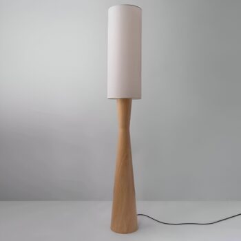 Đèn sàn vải thân giả gỗ Wabi-sabi tinh tế HX3983