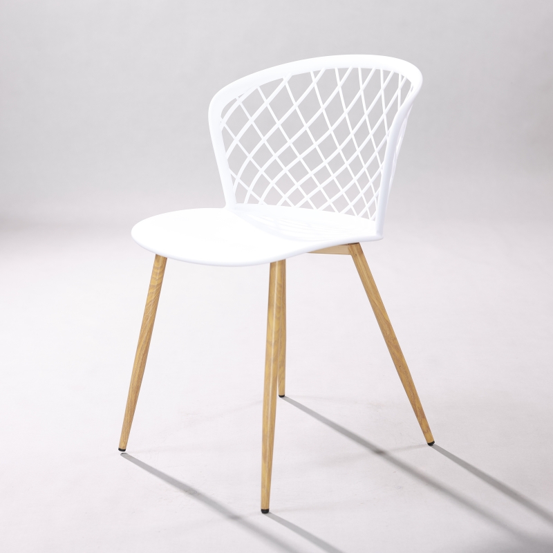 Ghế nhựa tựa lưng decor chân kim loại ST3013