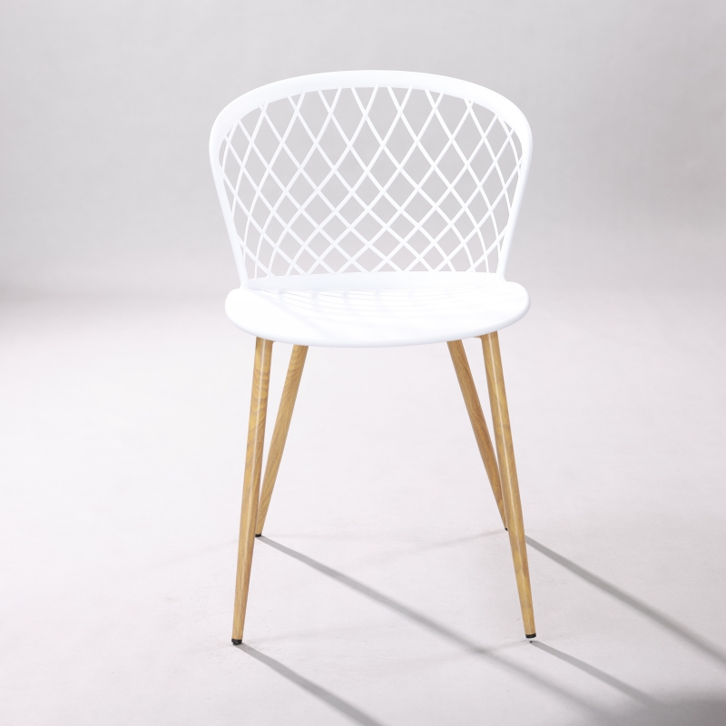 Ghế nhựa tựa lưng decor chân kim loại ST3013