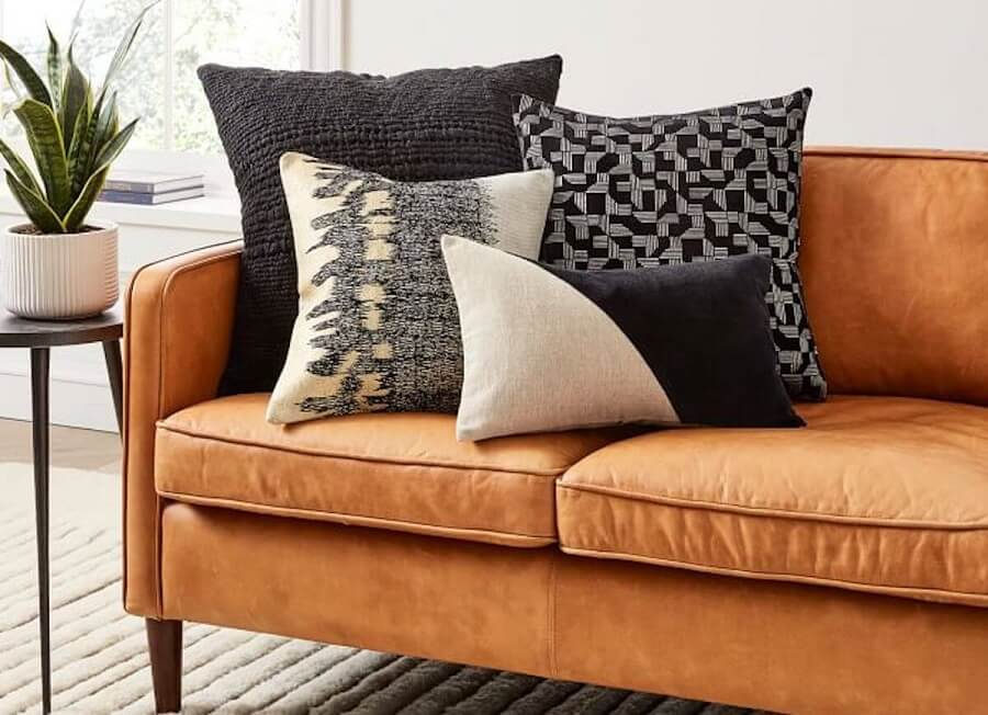 5 dấu hiệu báo động thay gối tựa lưng sofa ngay 4 gối tựa lưng sofa bị bẩn