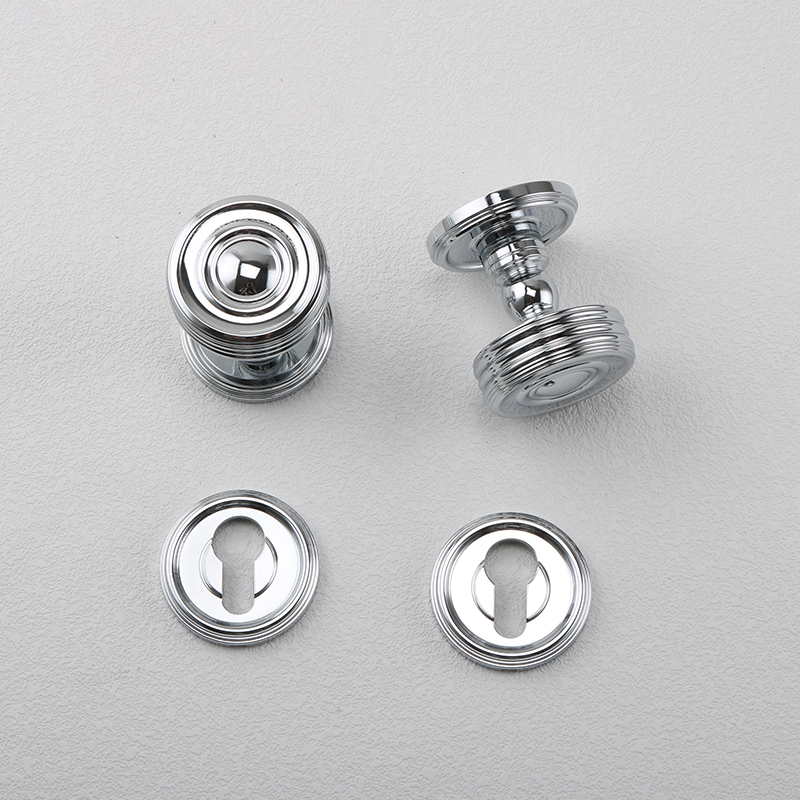 Khóa cửa bằng đồng mạ crom sang trọng OVLI429