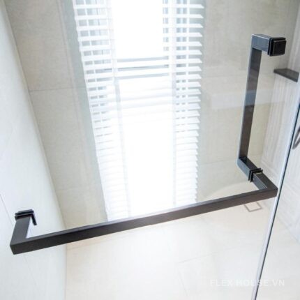 Tay nắm cửa kính phòng tắm màu đen Hafele 903.12.323