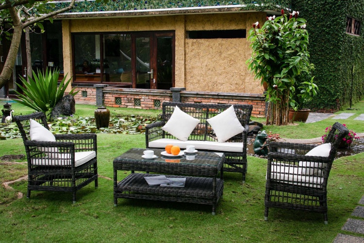 Ghế nhựa giả mây ngoài trời & lý do khiến bạn không thể chối từ 29 Ghế nhựa giả mây sân vườn siêu đẹp, giá rẻ mà bạn không tưởng