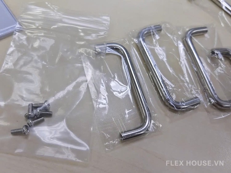 Tay nắm tủ dáng chữ U bằng inox DJ035 12