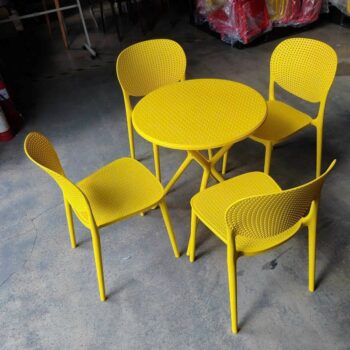 Bàn cà phê ngoài trời mặt tròn hiện đại ST3025