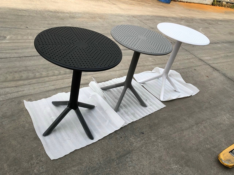 Bàn cafe tròn bằng nhựa quán ăn sân vườn STA809