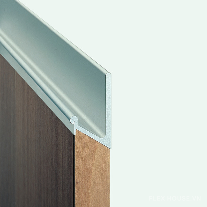 Tay nắm dạng thanh nhôm 2500mm Hafele 126.35.925