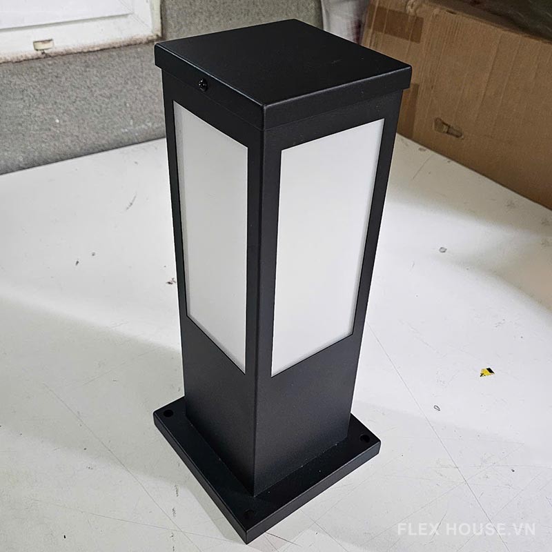 Đèn cột trang trí sân vườn ngoài trời CPD1004