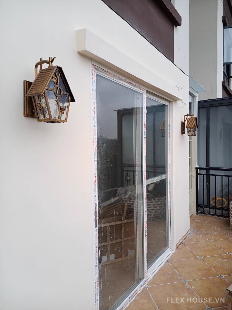 Đèn tường ngoài trời decor nhà cổ điển WK8796
