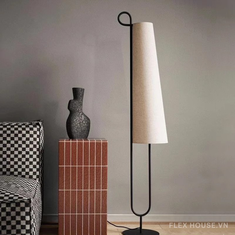 Đèn cây đứng decor kiểu dáng nghệ thuật HX0587