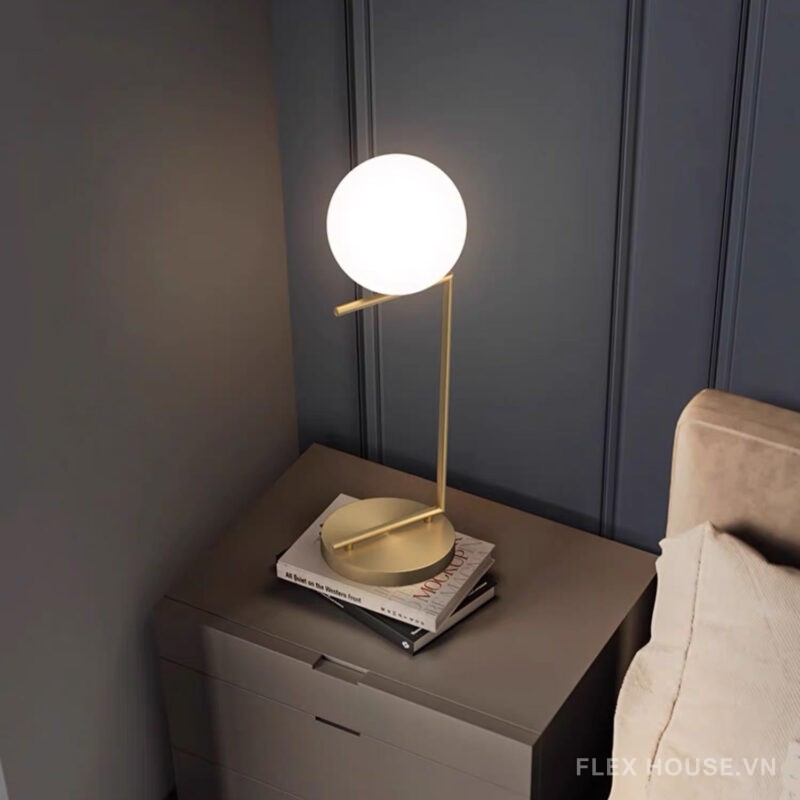 Đèn bàn bằng đồng dạng chữ C Minimalism ZHM642 4