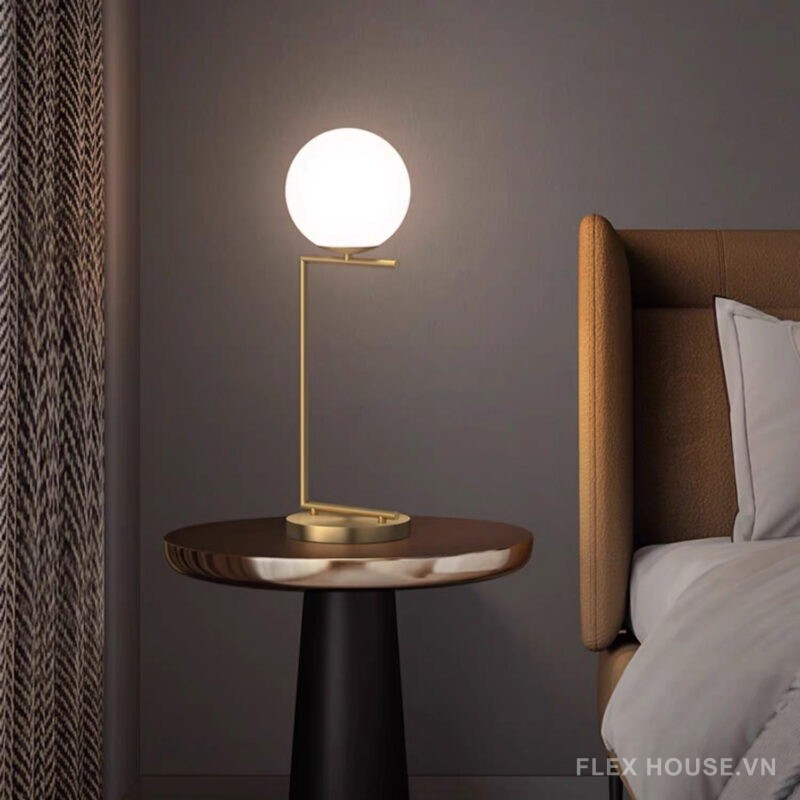 Đèn bàn bằng đồng dạng chữ C Minimalism ZHM642 2