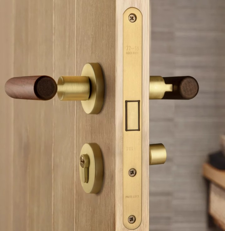 Khóa cửa tay gạt cổ điển bằng gỗ FB1264 5