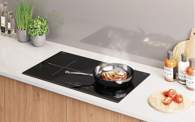 Mua Bếp Hafele Loại Nào Phù Hợp Cho Gia Đình 2 – 4 Người? 2 bếp Hafele hai vùng nấu cho gia đình trẻ