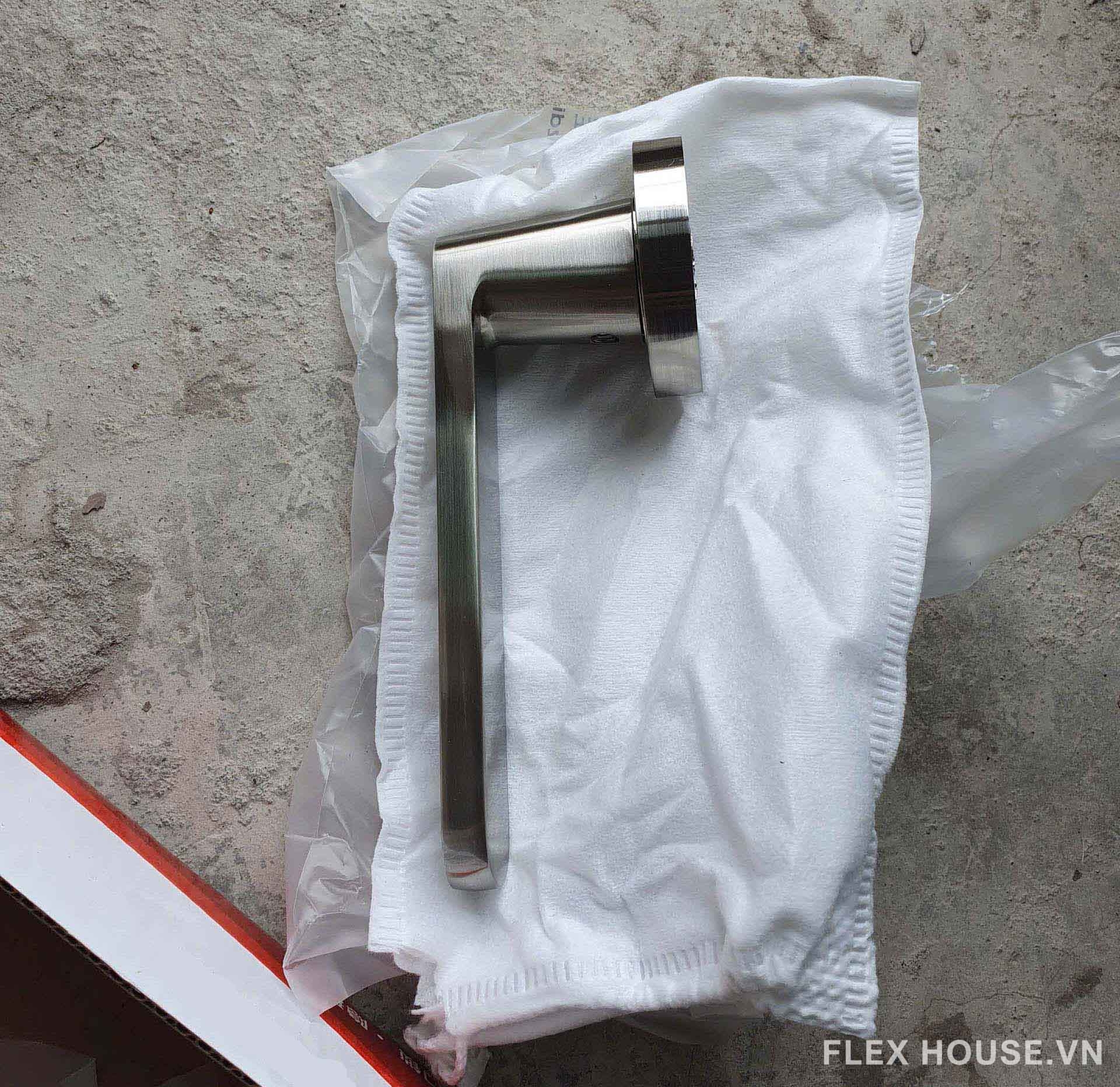 Khóa cửa phòng không chìa màu bạc mờ Taura DFL-713DL 5