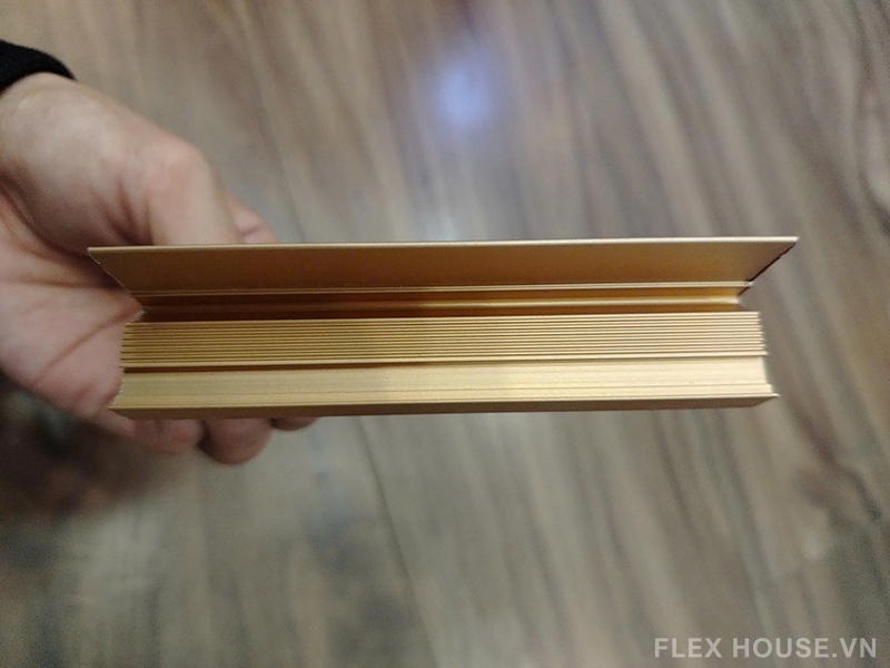 Tay nắm âm tủ hợp kim nhôm dài 3m U02469 24 Tay nắm âm tủ hợp kim nhôm dài 3m U02469 27