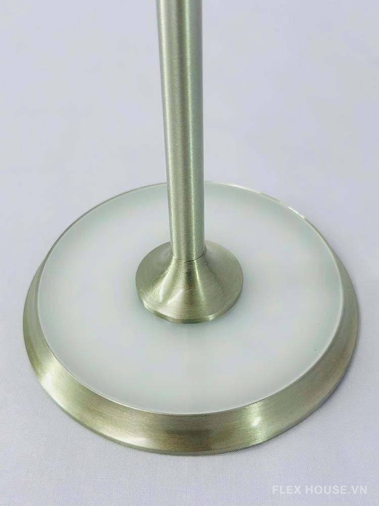 Đèn bàn cảm ứng hiện đại decor không gian DB04 30