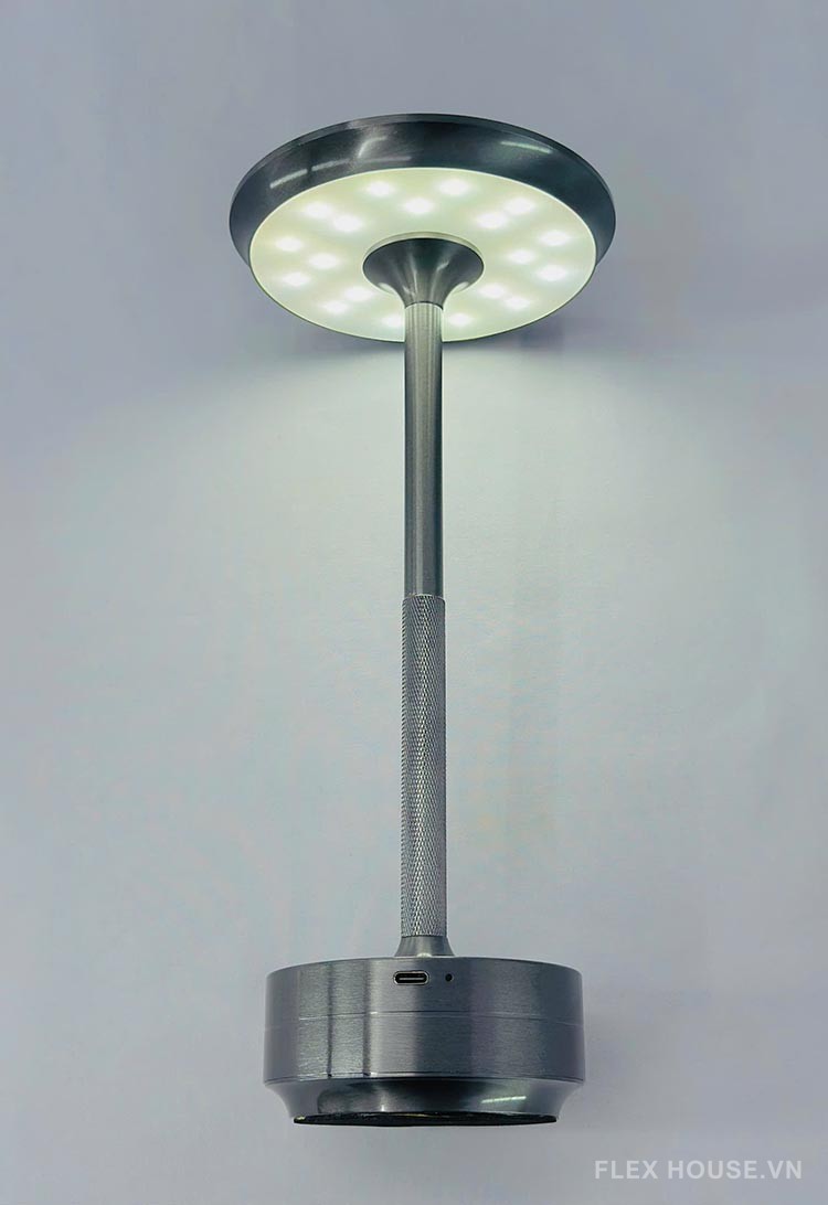 Đèn bàn cảm ứng hiện đại decor không gian DB04 17