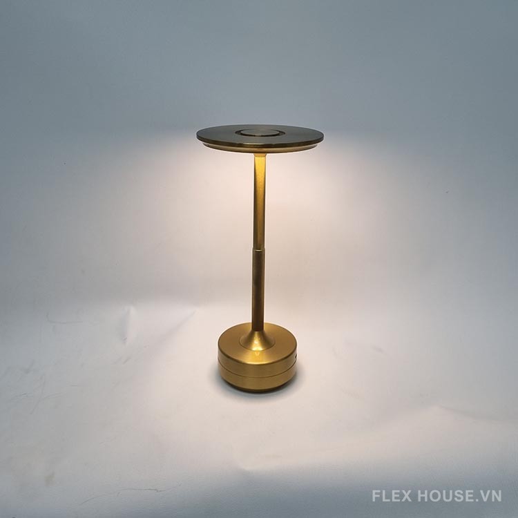 Đèn bàn cảm ứng hiện đại decor không gian DB04 22