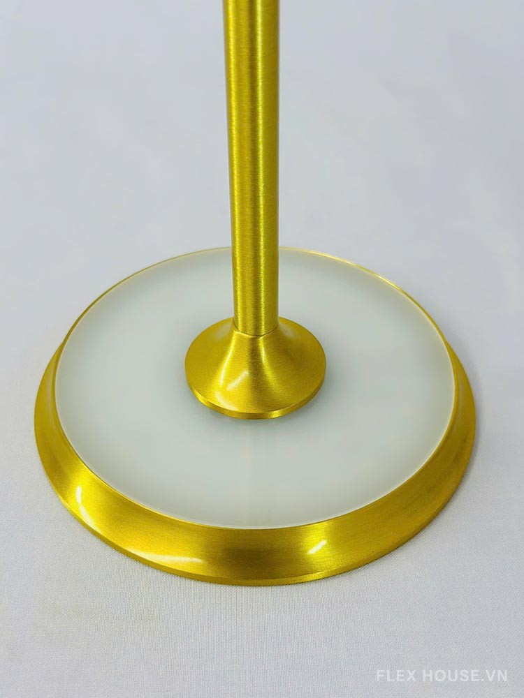 Đèn bàn cảm ứng hiện đại decor không gian DB04 23