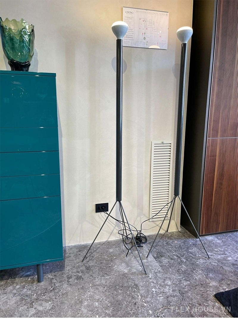 Đèn sàn đứng điều chỉnh độ sáng vô cấp WJ327