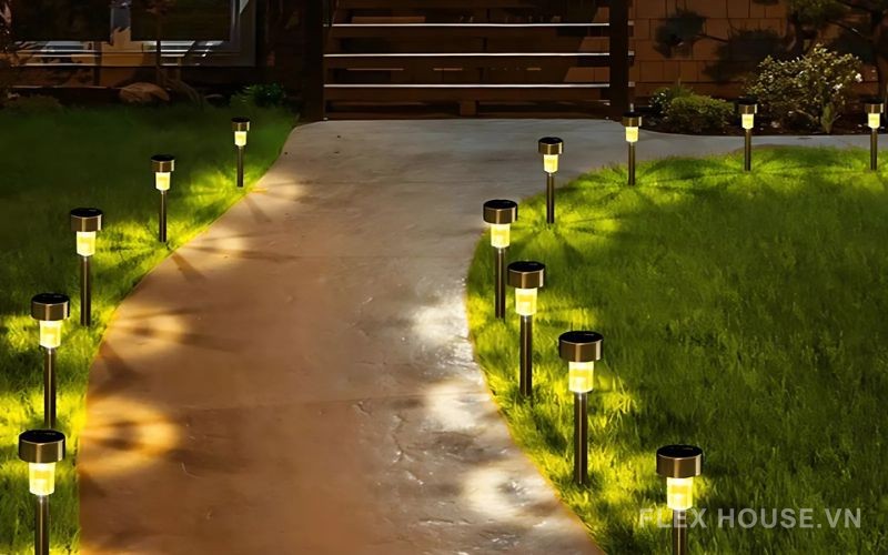 đèn năng lượng mặt trời sân vườn chiếu sáng lối đi
