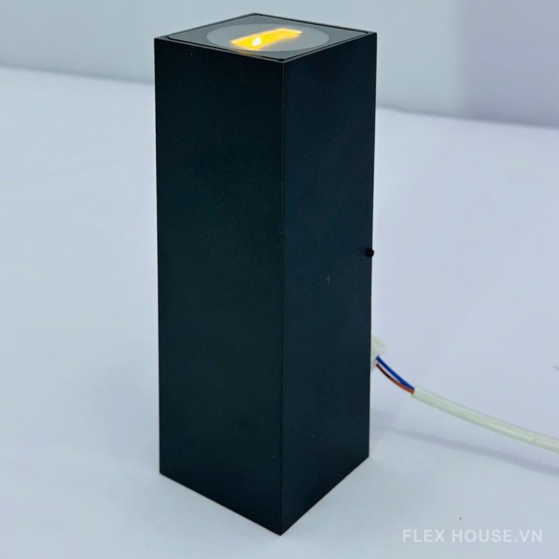 Đèn gắn tường chống nước ngoài trời 2 tia Led VNTBD105T2 10