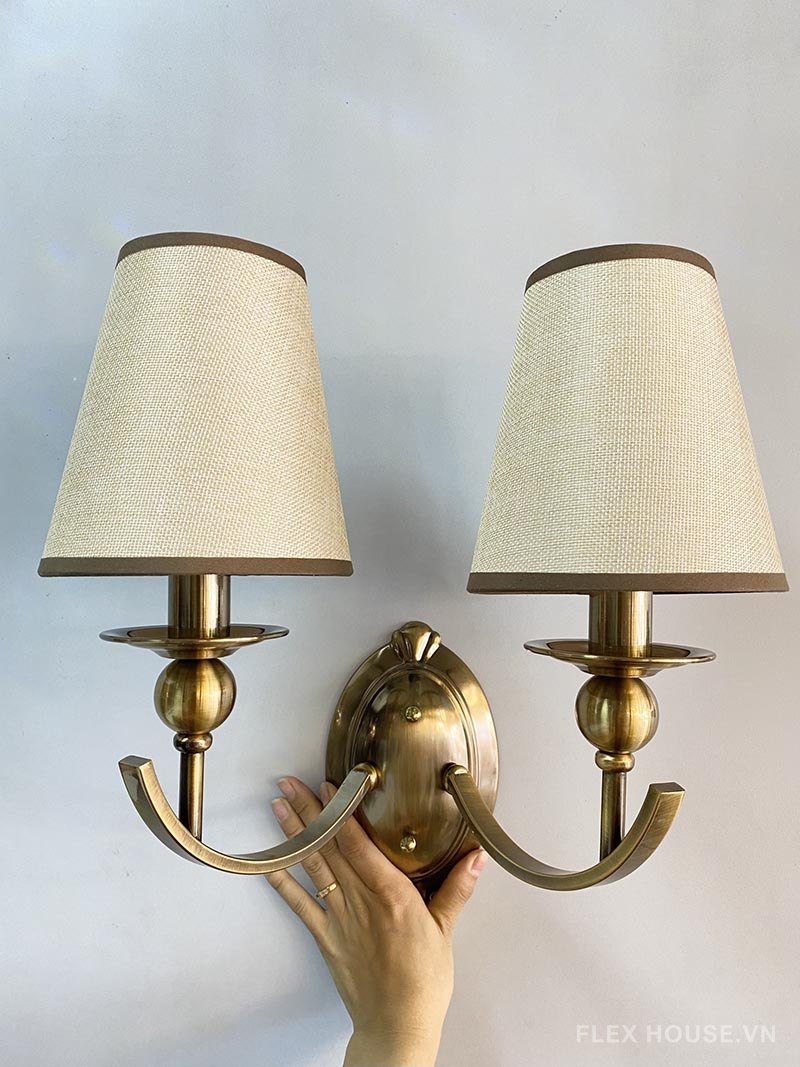 Đèn gắn tường phong cách châu Âu Retro VDC9033T 9