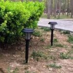 Đèn diệt muỗi tròn năng lượng mặt trời cắm đất SX9068