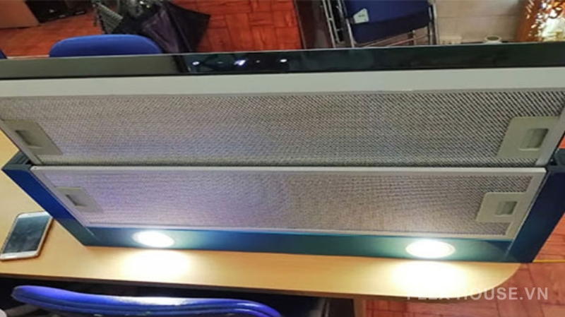 Máy hút mùi âm tủ 70cm Capri CR-702G