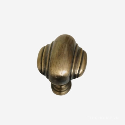 Núm tay nắm tủ màu đồng hoàng gia Garis GE63.0