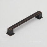 Tay nắm cổ điển cạnh vuông sang trọng Garis GE65