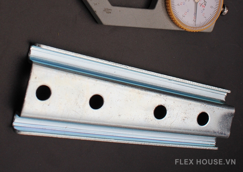 Bas chốt gài sofa dạng thanh trượt bằng thép cán nguội KY403 5 Bas chốt gài sofa dạng thanh trượt bằng thép cán nguội KY403 9