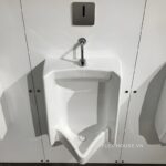 Bồn tiểu nam dáng vuông treo tường TOTO UT445H