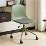 Ghế xoay văn phòng có bánh xe tiện lợi DM25037S