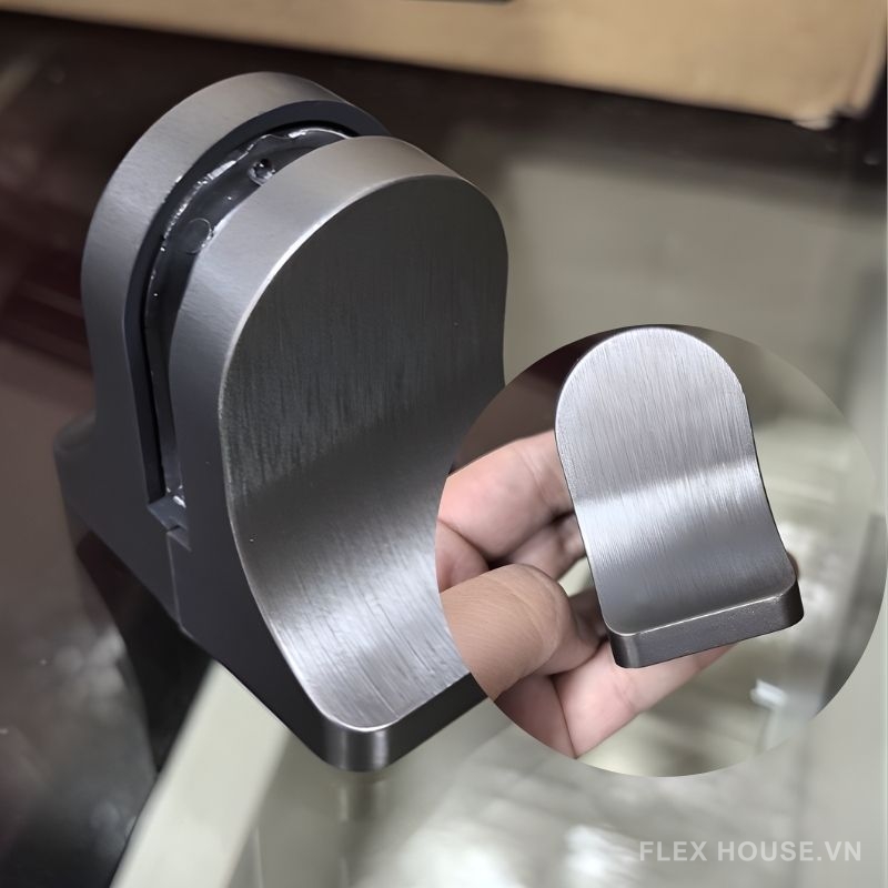 Kẹp vách ngăn bàn làm việc độ dày 9-12mm PFH8249