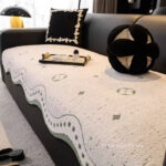 Tấm phủ ghế sofa nhung dày kiểu hoa 4 lá PJ4649